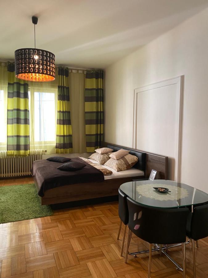 Come & Stay Apartments And Rooms City Center بودابست المظهر الخارجي الصورة