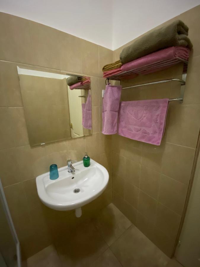Come & Stay Apartments And Rooms City Center بودابست المظهر الخارجي الصورة