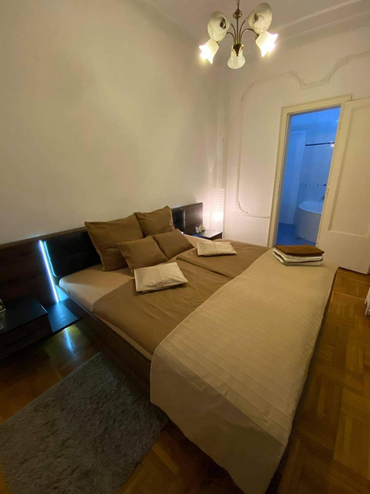 Come & Stay Apartments And Rooms City Center بودابست المظهر الخارجي الصورة